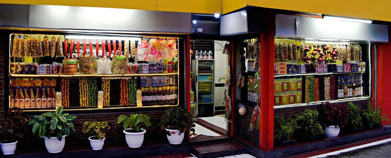 Convenience & gas stations